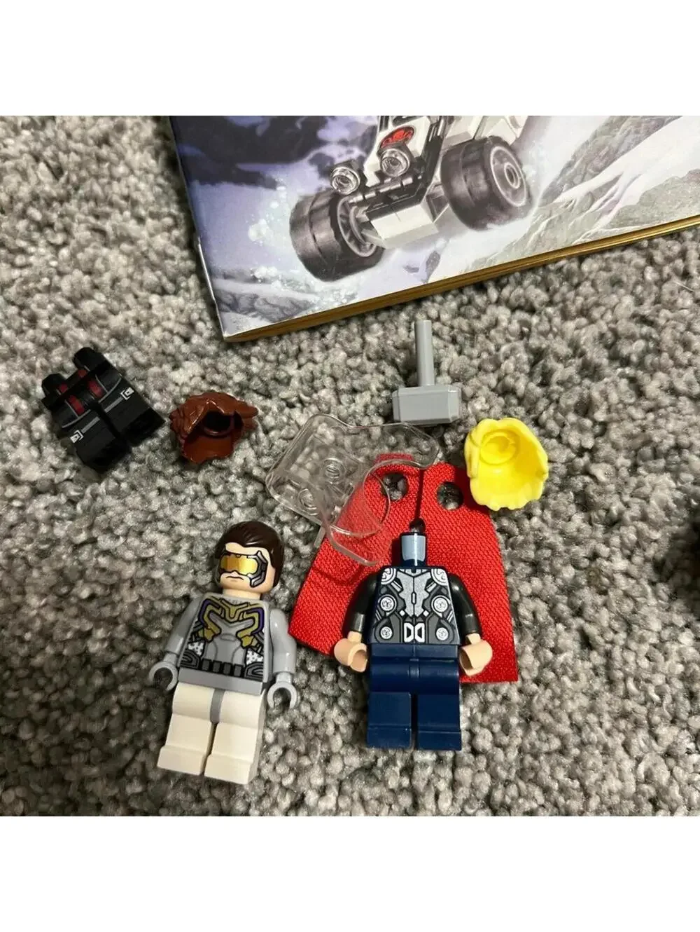 LEGO 76030 - Super Heroes - Avengers Hydra Showdown